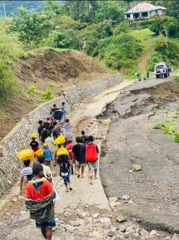 距离和糟糕道路导致婴儿死亡