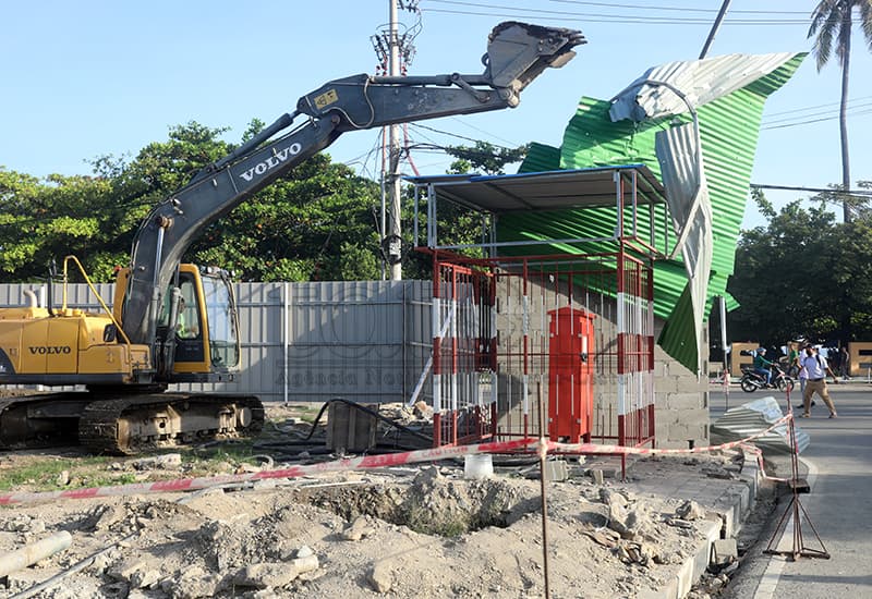 SEATOU拆除中国公司临时建筑：占用公共空间