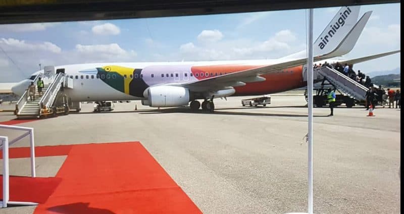 巴布亚新几内亚航空首次搭载教宗方济各飞抵东帝汶