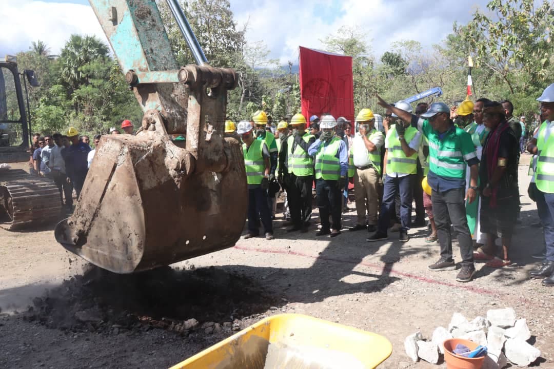 马利亚纳城市道路修复项目奠基