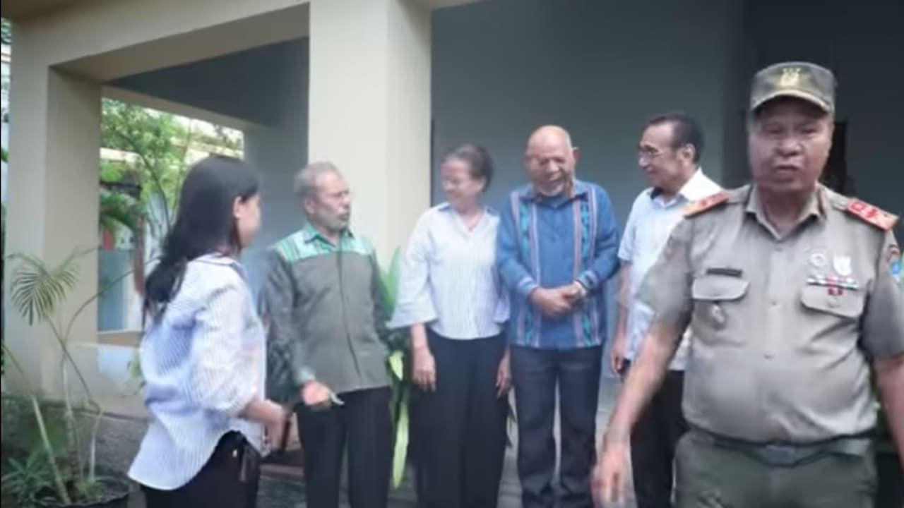 前总统和将领会面讨论国内局势，不涉政治