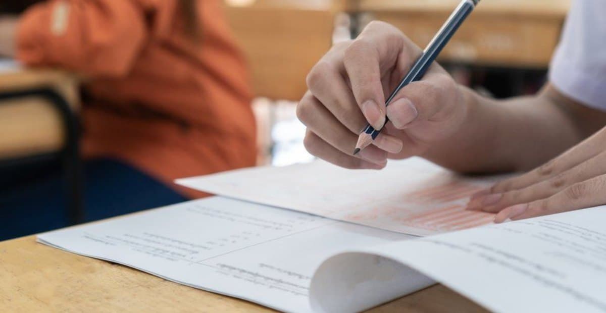 曼莱瓦纳小学教职工参加学校营养培训
