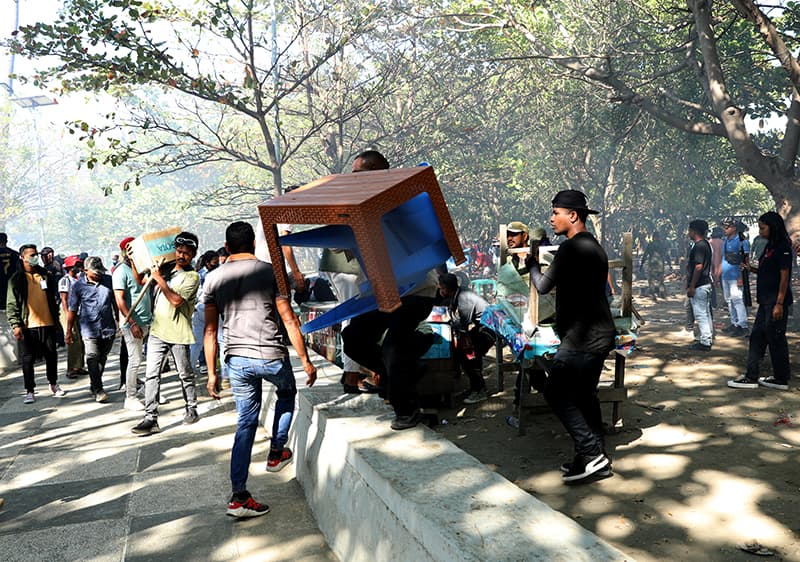 SEATOU强制迁移帝力莱西德雷广场71名小贩