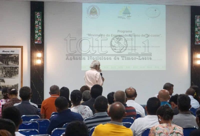 总理:坚韧才能成功,欧库西启动创业计划