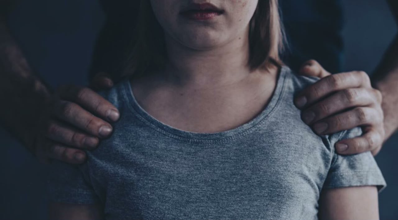 东帝汶性诱骗：受害者曾以为那是爱