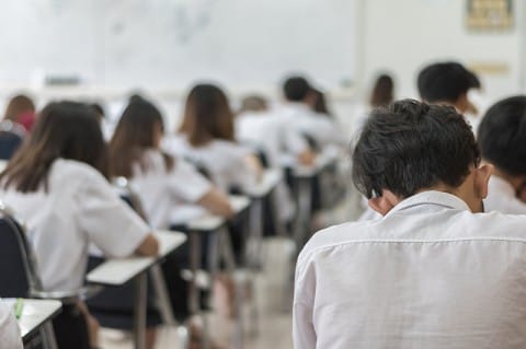 贝科拉酒店旅游学校400名学生参加模块化评估