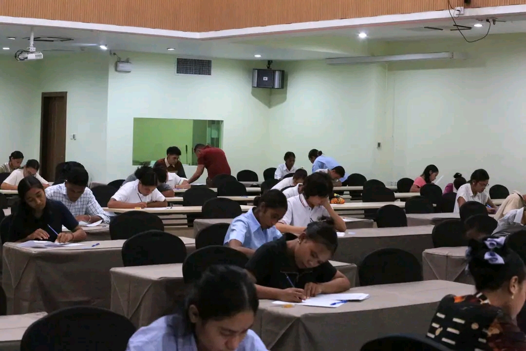 FDCH与MESCC联合进行奖学金候选人语言评估