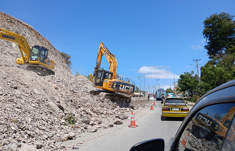 图片新闻：塔西-图卢至总统环岛道路拓宽工程