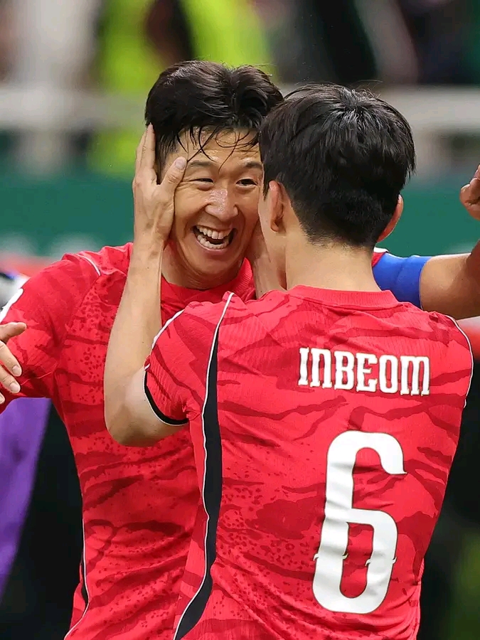 世界杯：韩国2-1击败捷克，A组成死亡之组