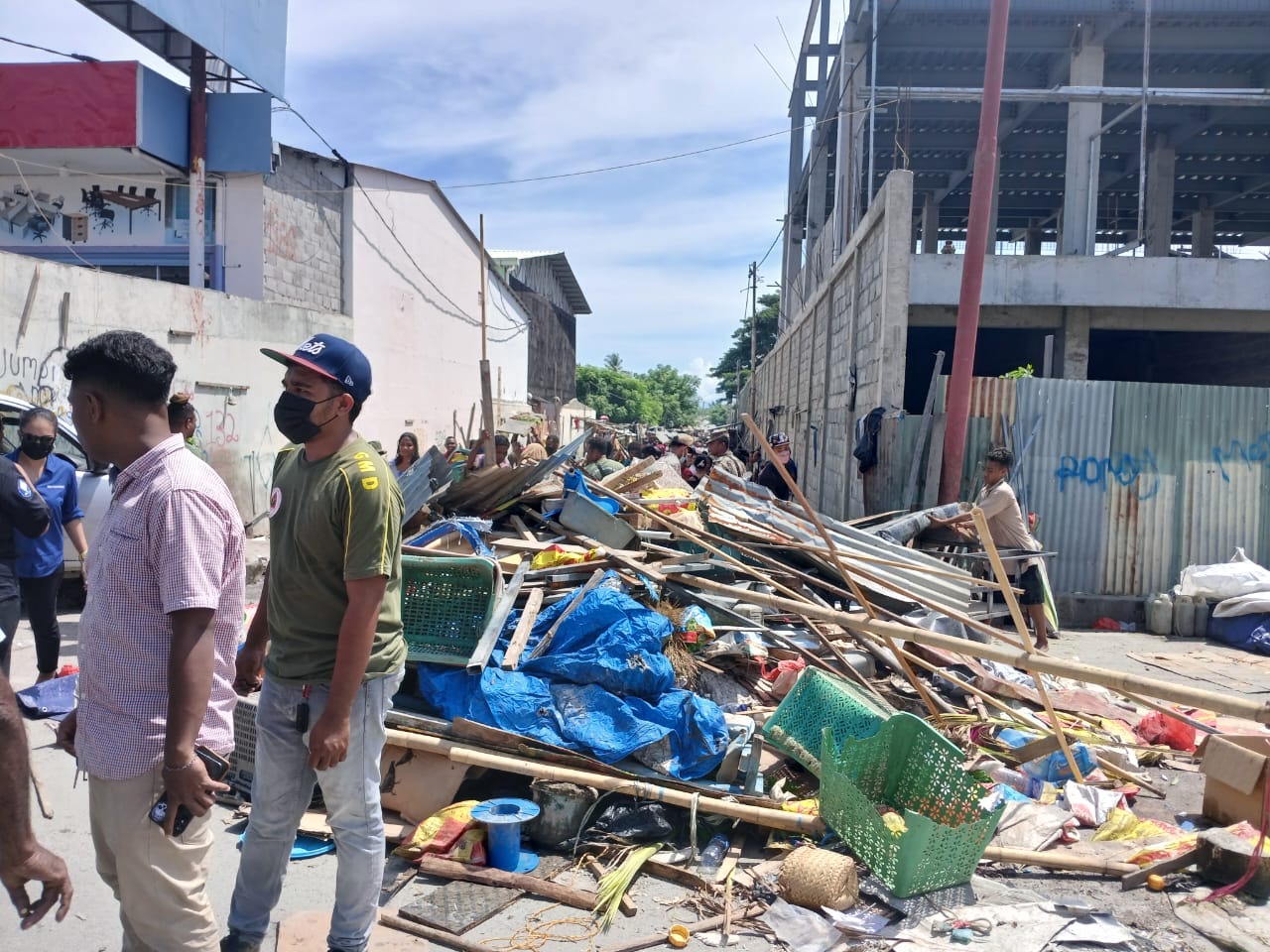 SEATOU：拆除古科摩罗市场92个占道摊位