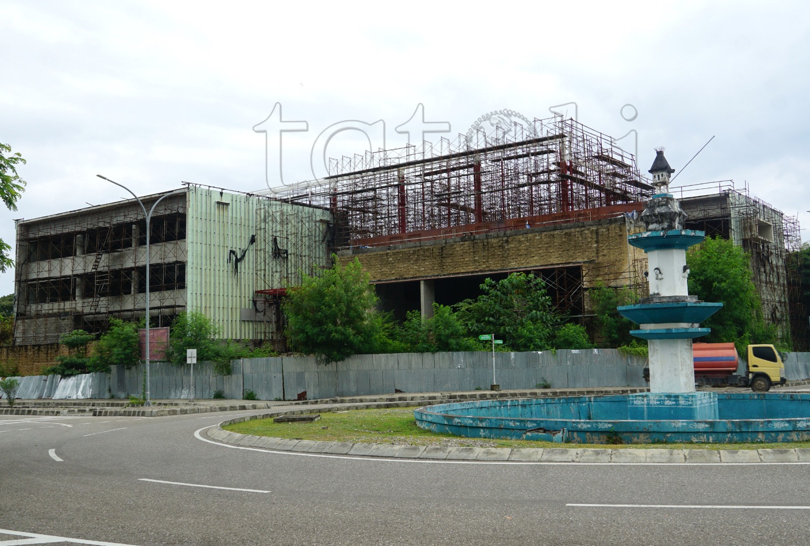 欧库西特别行政区主席收到Samhee工程量清单方案以续建行政大楼