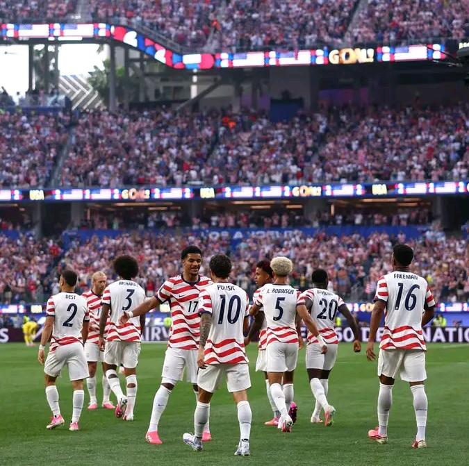 美国4-1大胜巴拉圭，小组赛开门红