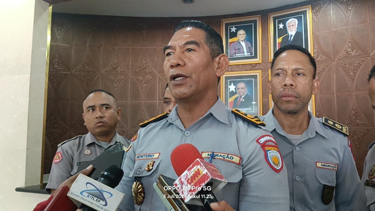 移民局长：3名印尼公民乘私人飞机入境合法