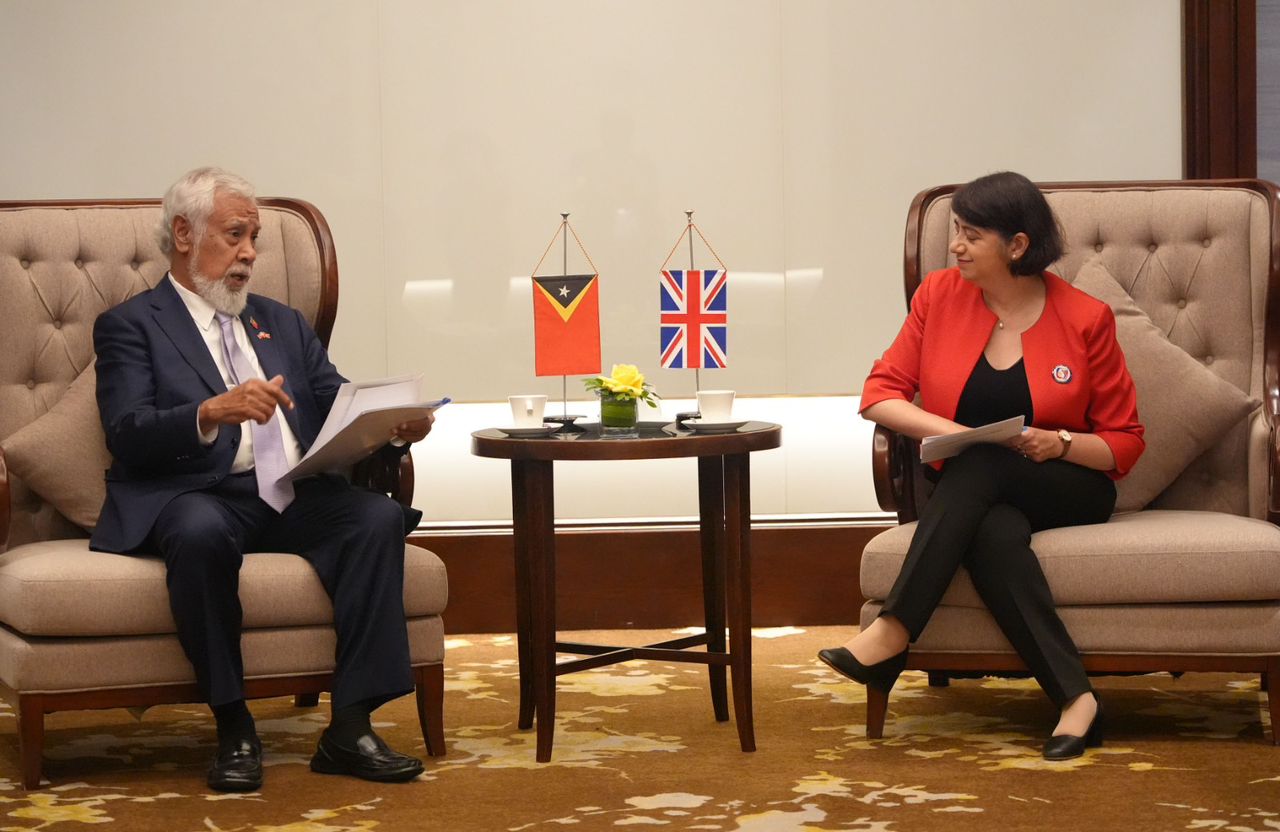 夏纳纳赞赏英国参与东盟支持地区和平