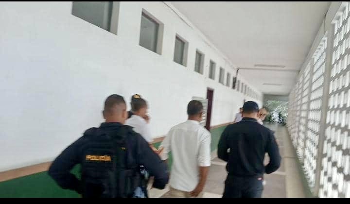 东帝汶警察逮捕UNTL校长及副校长等6人