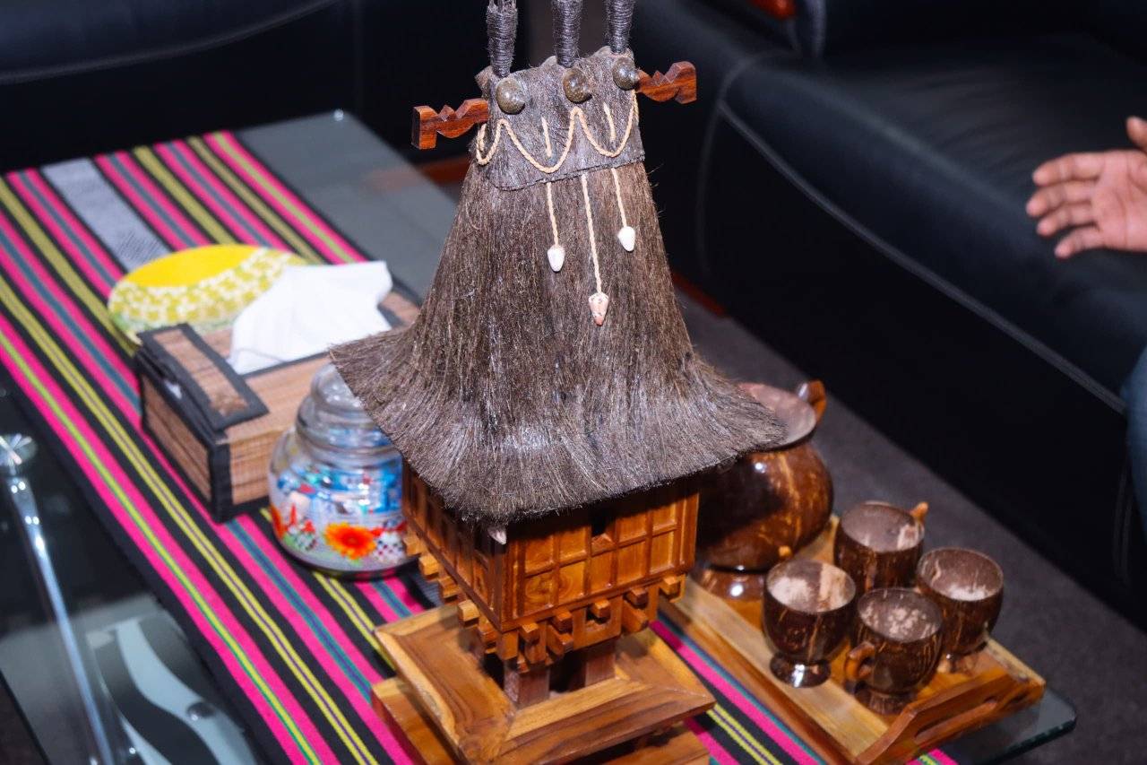 要理教师：祖传圣物不是崇拜对象
