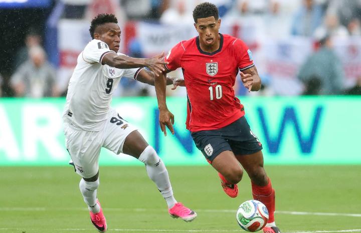 英格兰2-0击败巴拿马，晋级世界杯16强
