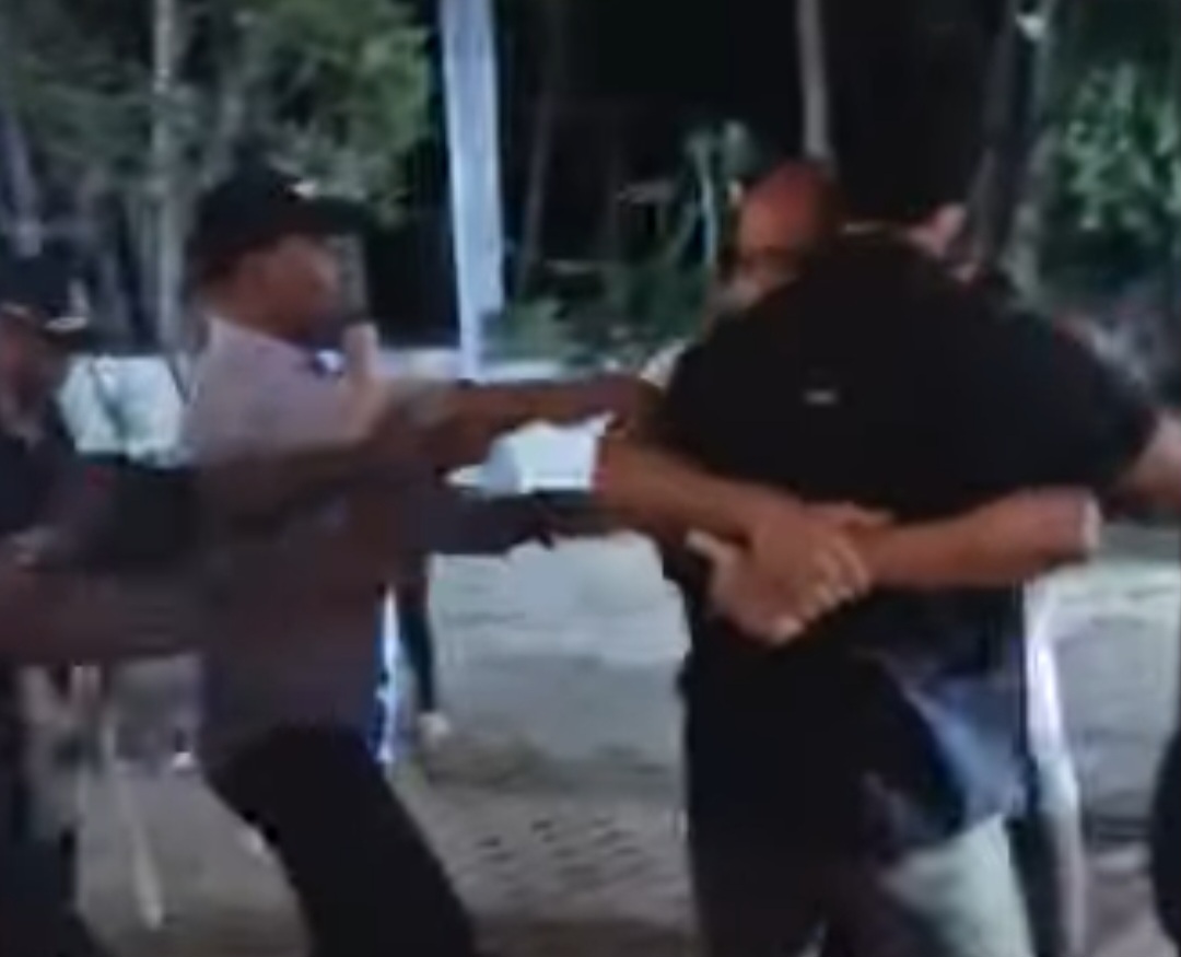 安全当局逮捕阿诺尔福·特维斯并驱逐回菲律宾