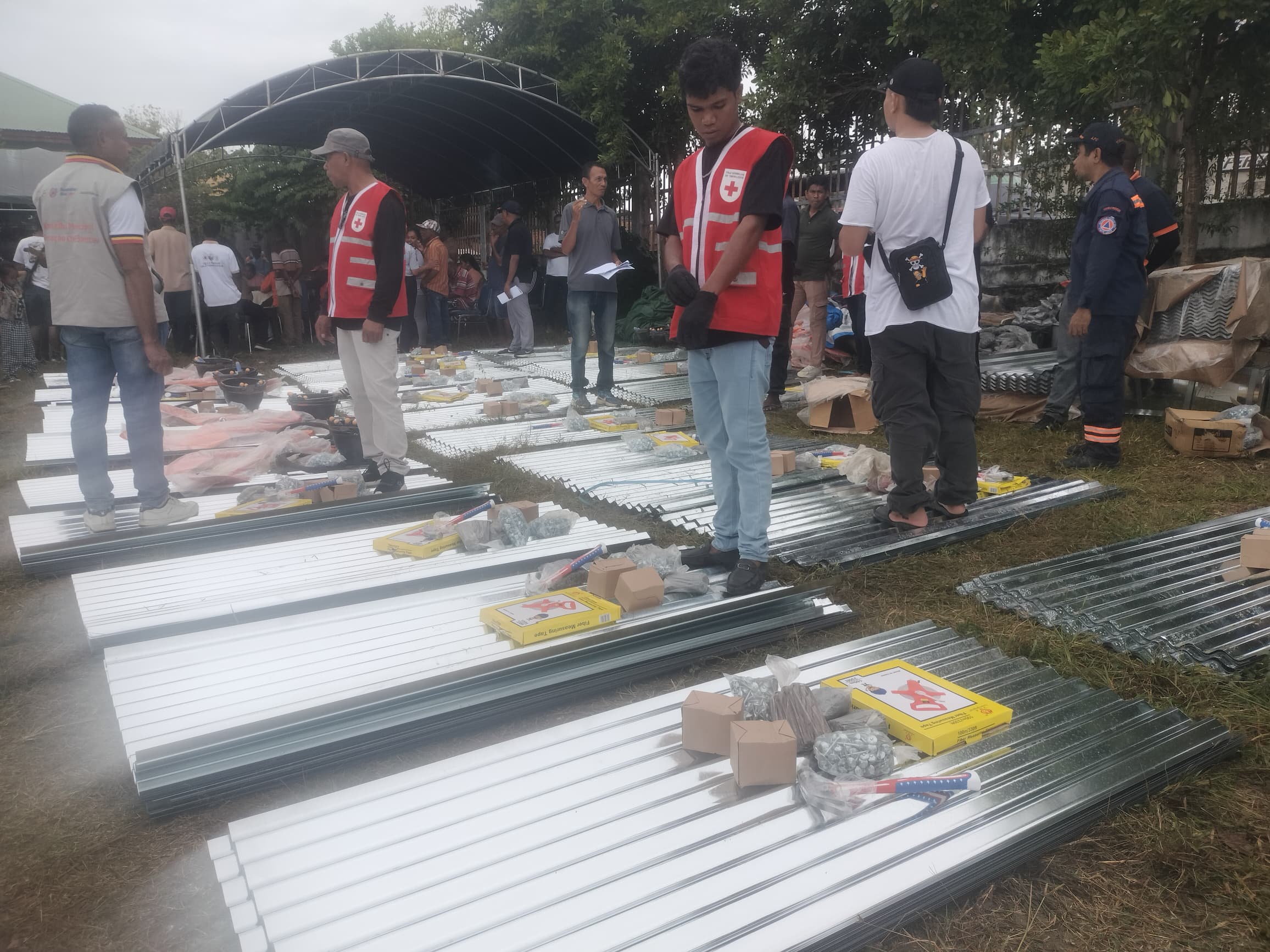 包考逾百名灾民被剔除名单，民防局长承诺重新核查