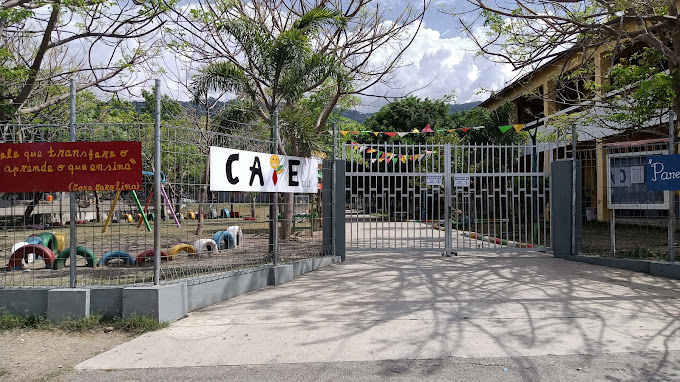 CAFE学校举行弥撒致敬法蒂玛圣母
