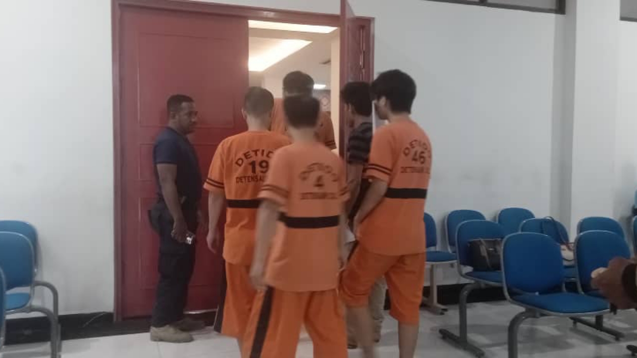 圣克鲁斯和贝博努克诈骗案 五被告每人获保释金3500