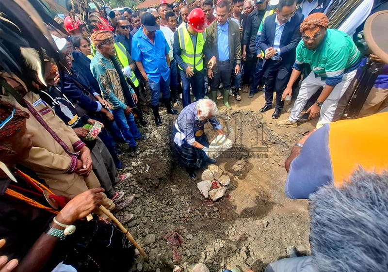 沙纳纳·古斯芒：启动格莱努-莱特福霍道路修复项目