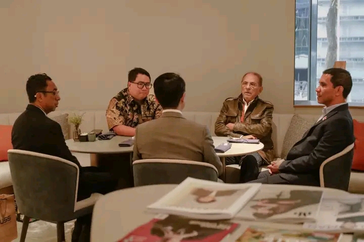 总统奥尔塔向NUSS校友推介蒂巴尔港投资