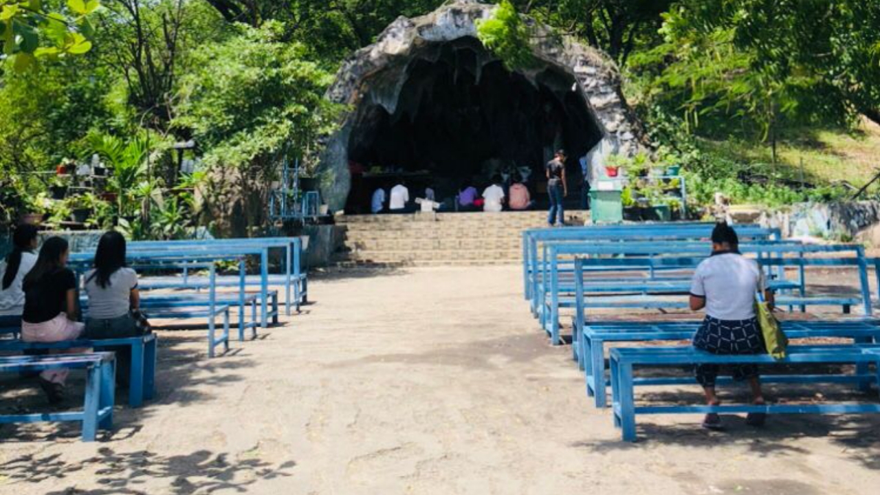 哥尔哥达山洞：帝力信徒的祈祷圣地